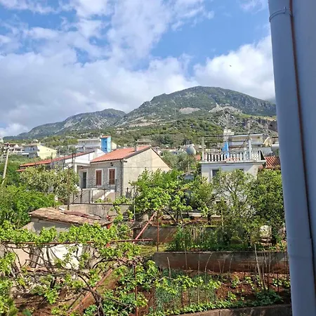 Ruci Yetişkin Oteli Dhërmi